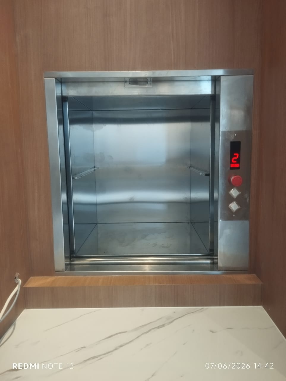 Dokumentasi proyek lift Samudera Kreasi Indolift
